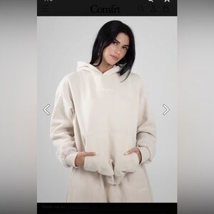 COMFRT signature Hoodie for Women Medium